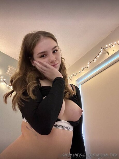 lips onlyfans sexy naked photos