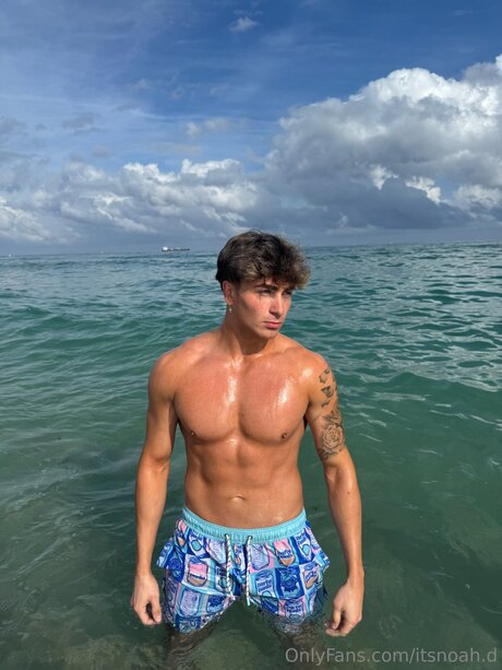 Itsnoah D model nudes pictures