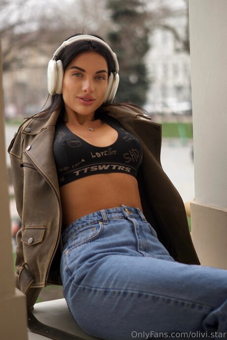 Olivi Star sex actress photos