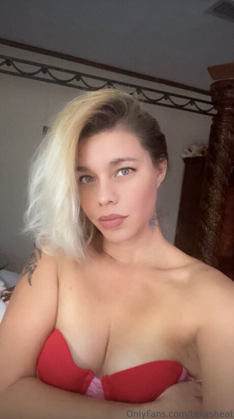 Nicky4fun model nude pics