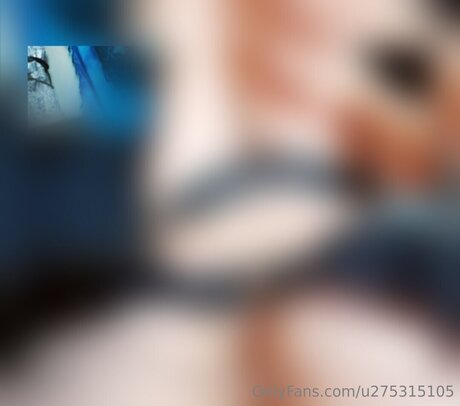 U275315105 star nude pic