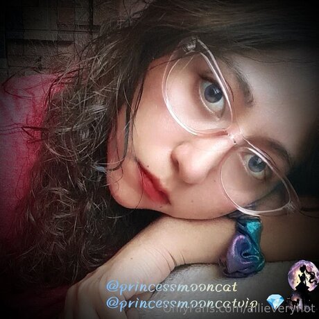 Allieveryhot sex pornstar pictures