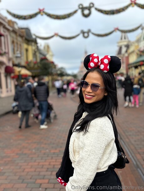 Ambarxreyes nudes pornstar pic