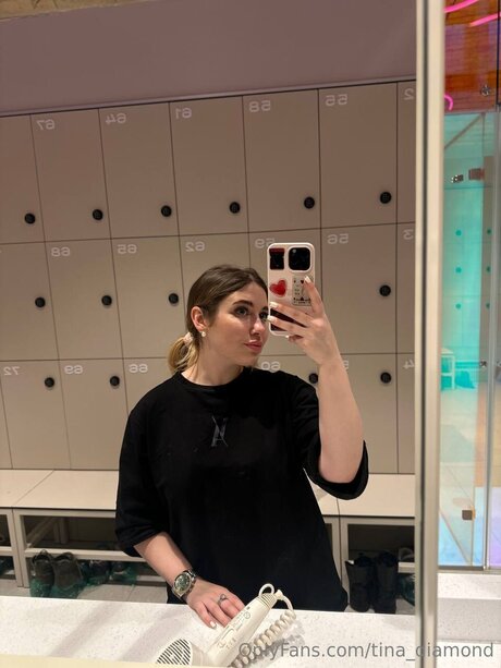 Tina Diamond hd pornstar archive