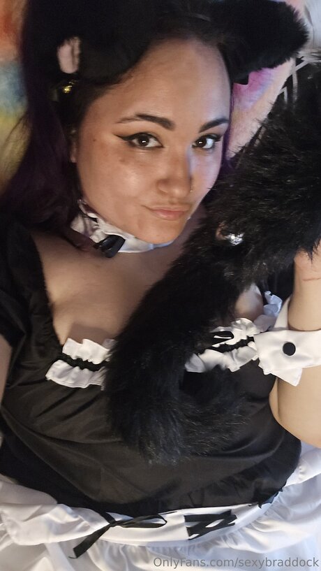 Sexybraddock pretty model gallery