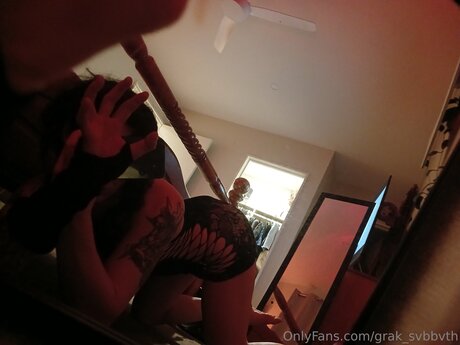 Grak Svbbvth naked model galleries