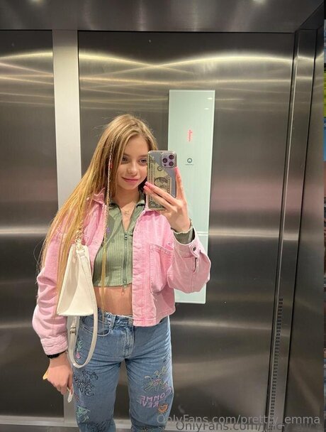 Prettty Emma star high quality images