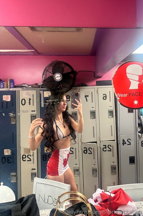 Blairtemptation model hd picture