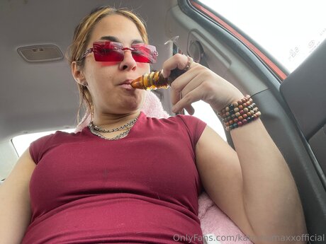 Katrynamaxxofficial star xxx archive