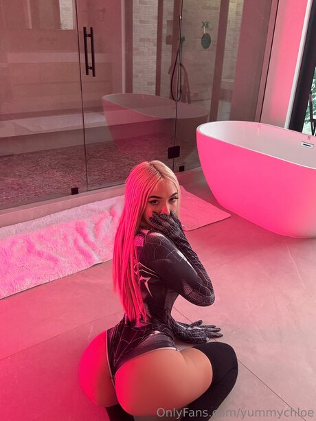 Yummychloe pornstar perfect img