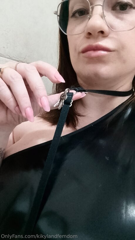 Kikylandfemdom hd model archive