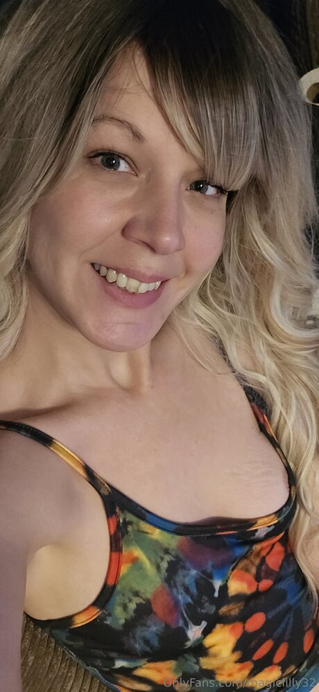 Magiclilly32 pornstar beautiful galleries