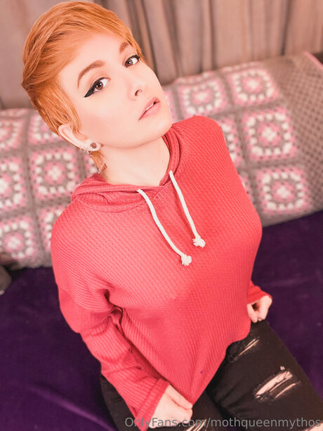 Mothqueenmythos pornstar adult picture