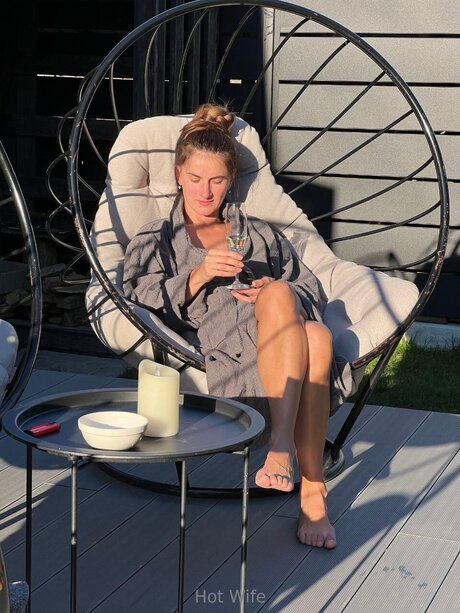 Hotwife Ua nude actress galleries