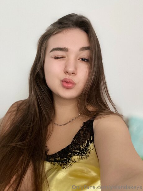 Yolandakeys erotic actress img