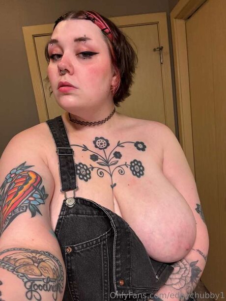 Edgychubby1 hd pornstar gallery