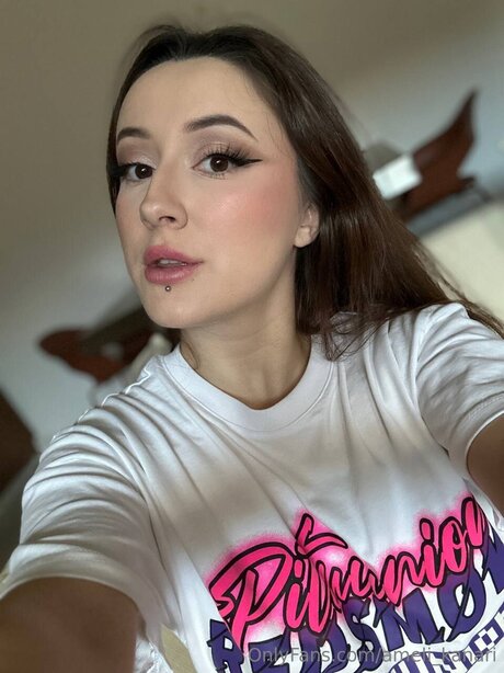 Ameli Kanari perfect star pictures