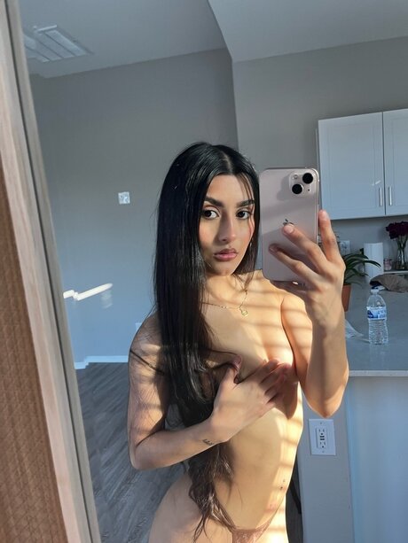 Amiramoonxo best actress images