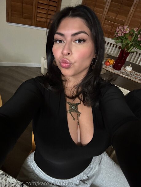 Karensitaburn pornstar beautiful pic