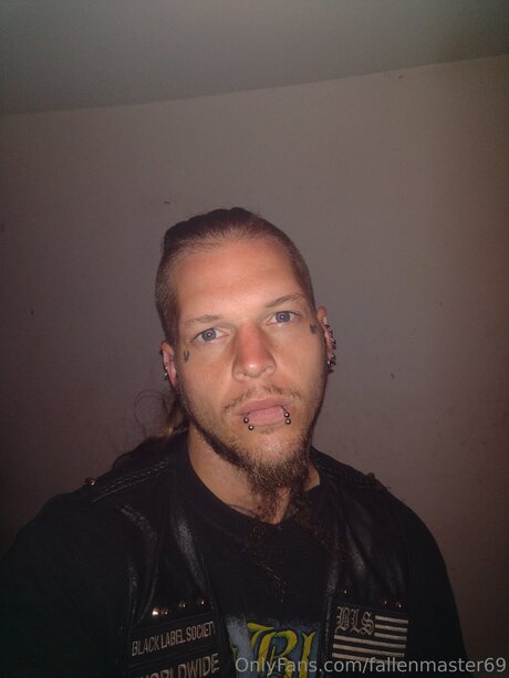 Fallenmaster69 perfect model image