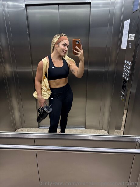 Nixnakedpersonaltrainer star xxx archive