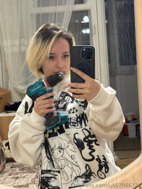 Little Evelyn model adult archive