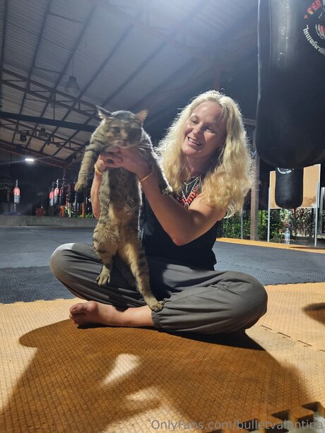 Bulletvalentina nice actress images