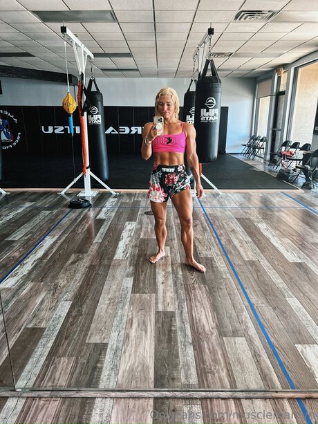 Musclemarilyn exclusive model pics