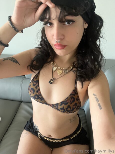 Kaymillys hot model pic
