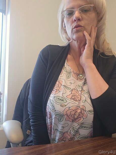 Glory4u pornstar sex pic