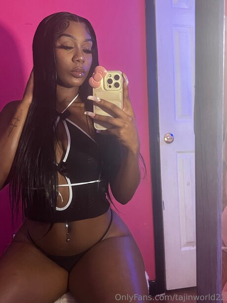 Tajinworld22 exclusive star photo