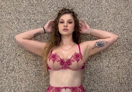 Ivyandrews model photos