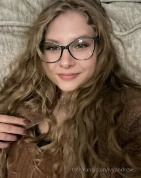 Ivyandrews hot model pictures