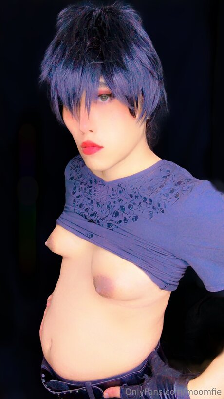 Moomfie model sex picture