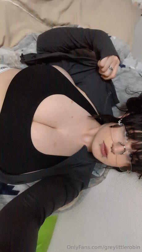 Greylittlerobin naked pornstar photos