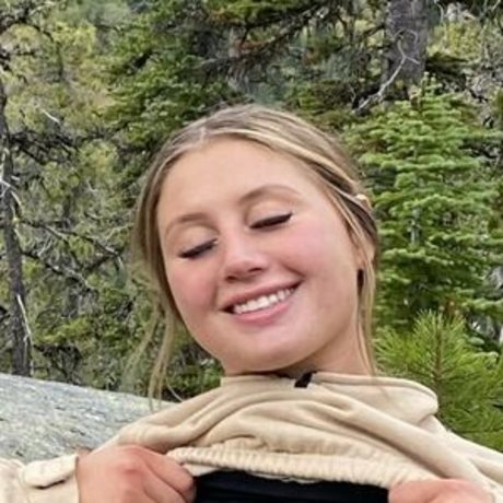 Barista Barbie star hd photo