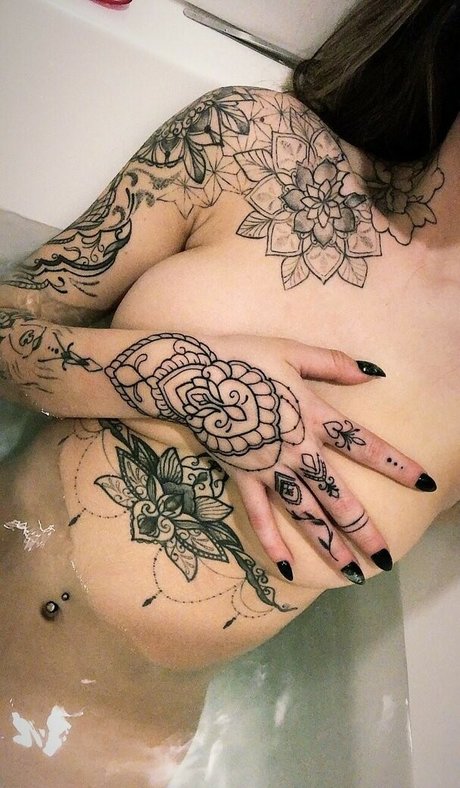 Selena Sstanguay hd model photo