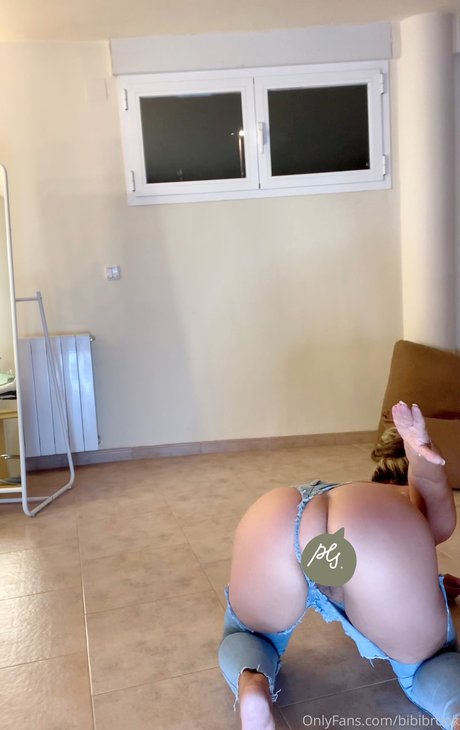 Sandra Maria Brook nudes star img