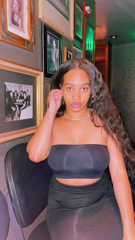 christinaxnic star erotic photos