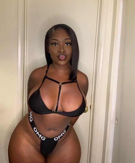 Chocolate Goddess nice pornstar archive