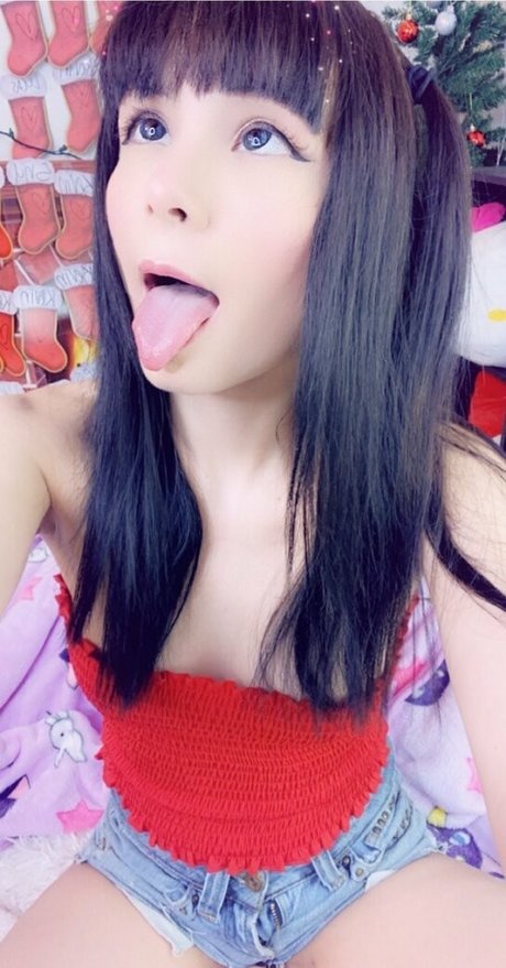 Mollyxmayhem naked model image