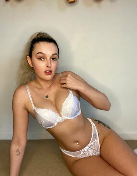 kyliereed pretty actress galleries