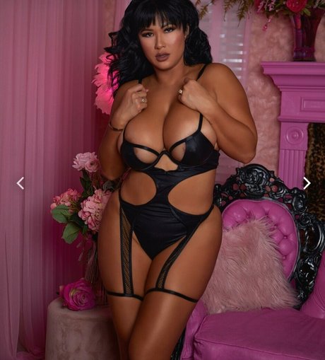 Michelle Yee model perfect galleries