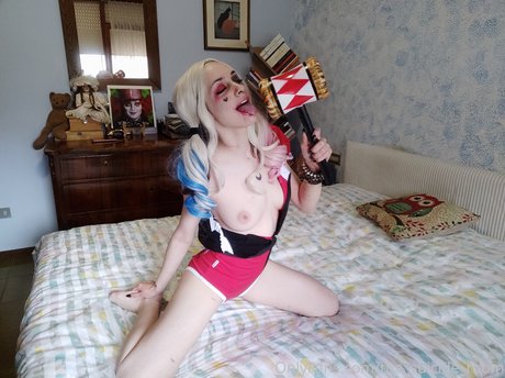 the suicide room best actress gallery