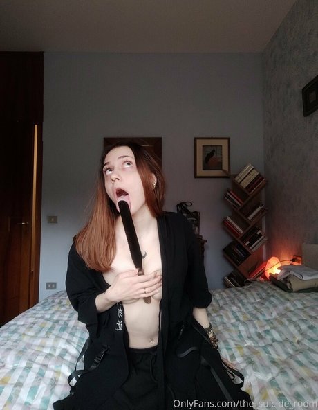 the suicide room pornstar nudes photo