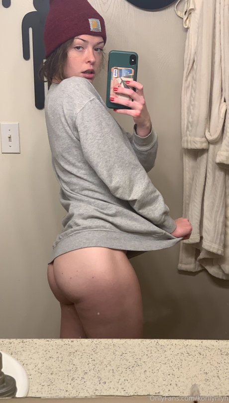 Korilynlyn model hot pictures