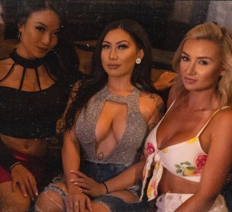 Simpalicety star top archive