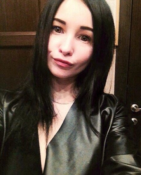 Ganja Babe pornstar naked photos