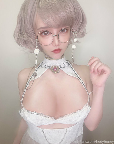 HedyHoney star best picture