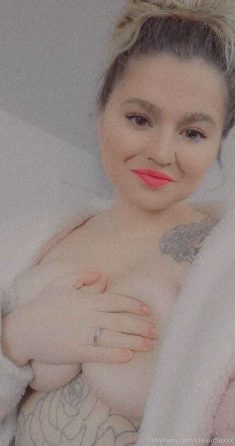 Claudia Lussier art star pictures